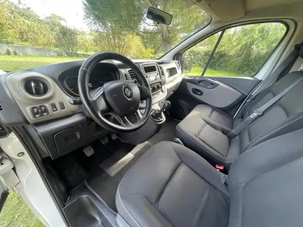 Renault Trafic Combi L1H1 Authentique 18