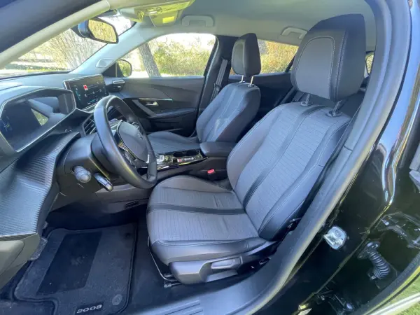 Peugeot e-2008 50 kWh Allure 20