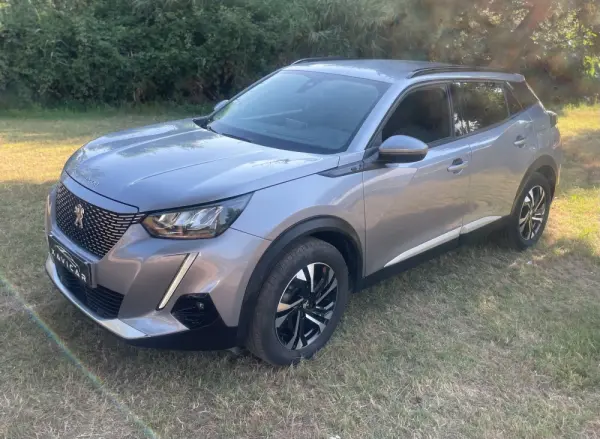 Peugeot e-2008 Allure 1