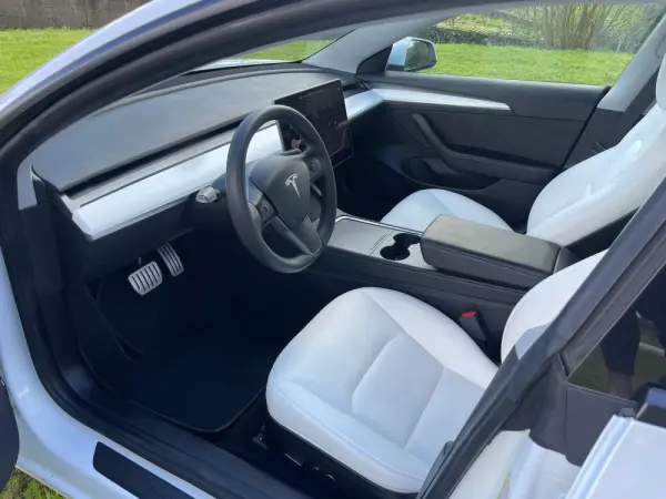 Tesla Model 3 Long Range AWD Dual Motor Performance 14