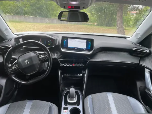 Peugeot e-2008 Allure 34