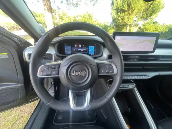 Jeep Avenger 64