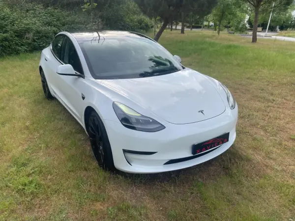 Tesla Model 3 Performance Dual Motor AWD 29
