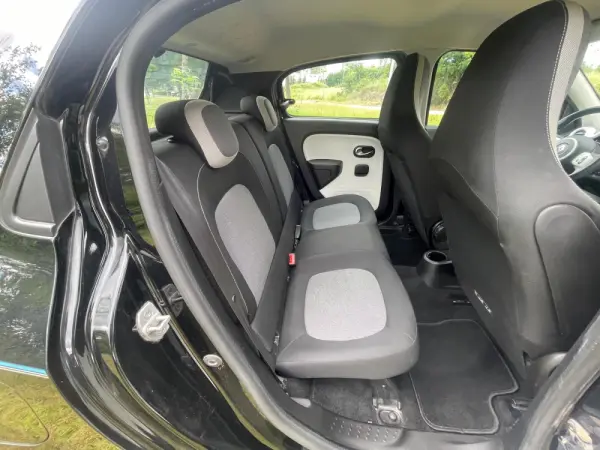 Renault Twingo E-Tech 27.5 kWh Evolution Autonomia Urbana 12