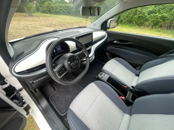 Fiat 500e 3 + 1 Icon 7