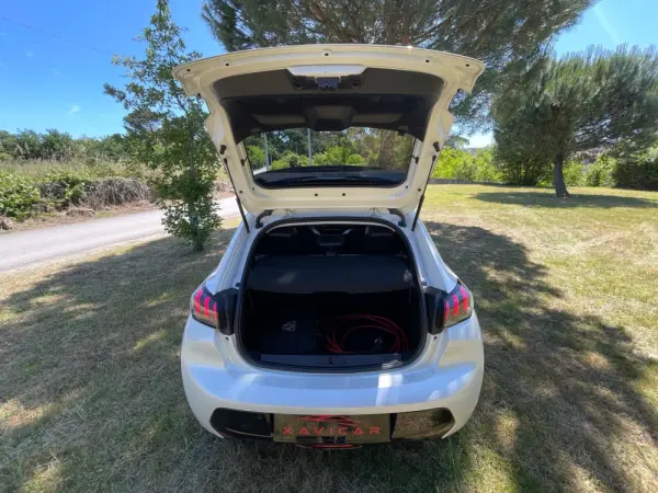Peugeot e-208 50 kWh Allure 37