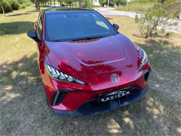 MG MG4 77 kWh Extended Range Luxury 8