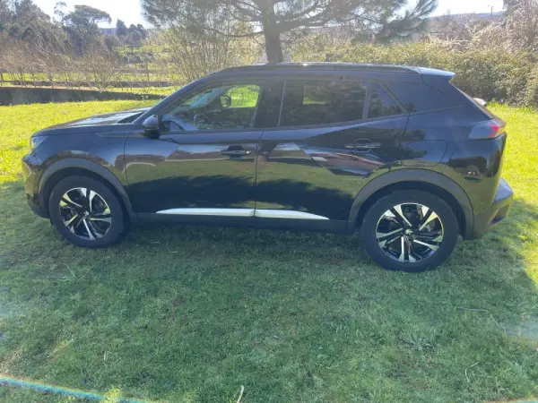 Peugeot e-2008 50 kWh Allure 7