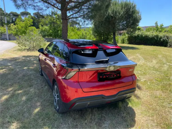 MG MG4 77 kWh Extended Range Luxury 3