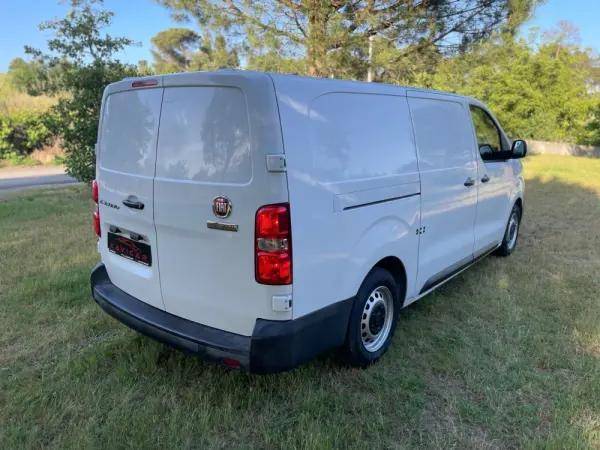 Fiat e-Scudo L3 (75-kWh) 41