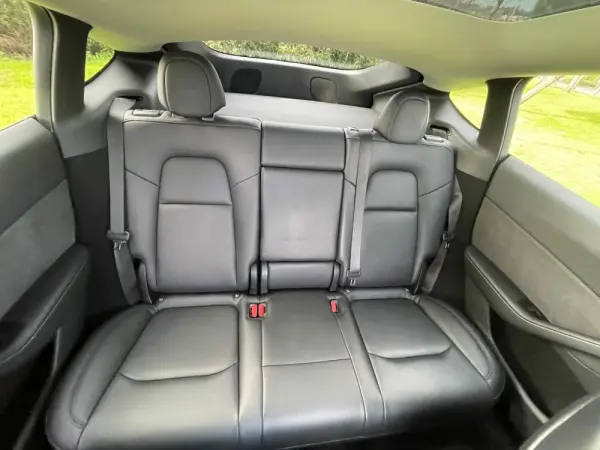 Tesla Model Y Performance Tração Integral 33