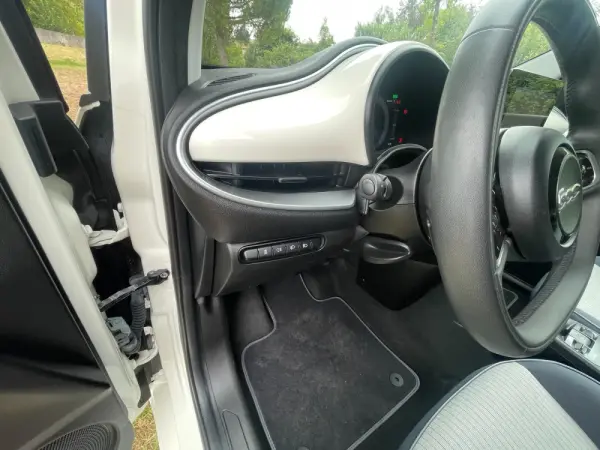 Fiat 500e 3 + 1 Icon 19