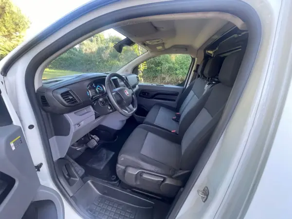 Fiat e-Scudo L3 (75-kWh) 10