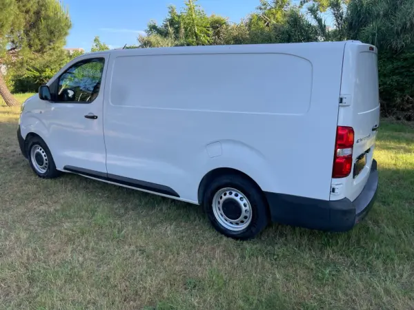 Fiat e-Scudo L3 (75-kWh) 5