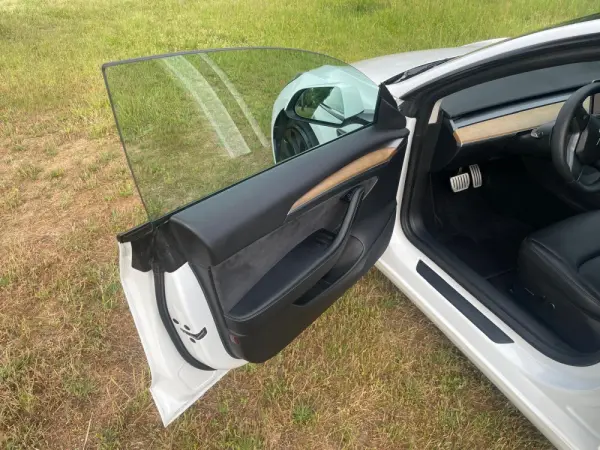 Tesla Model 3 Performance Dual Motor AWD 18