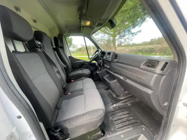 Renault Master 2.3 dCi L1H2 3.3T 19