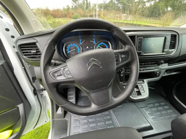 Citroën e-Jumpy Longa (75-kWh) 4
