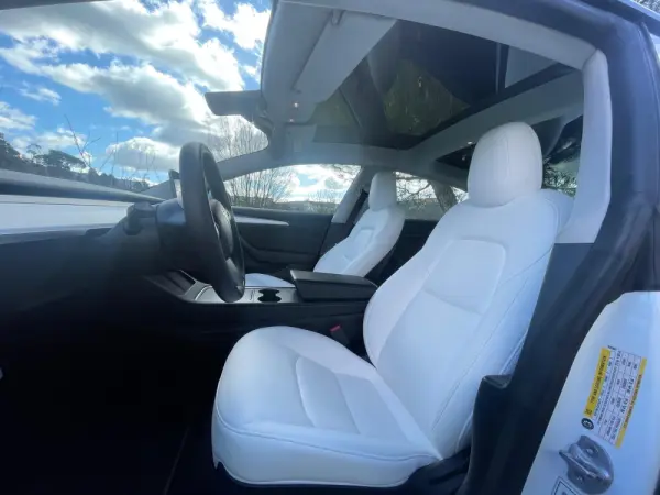 Tesla Model 3 Long Range AWD Dual Motor Performance 6