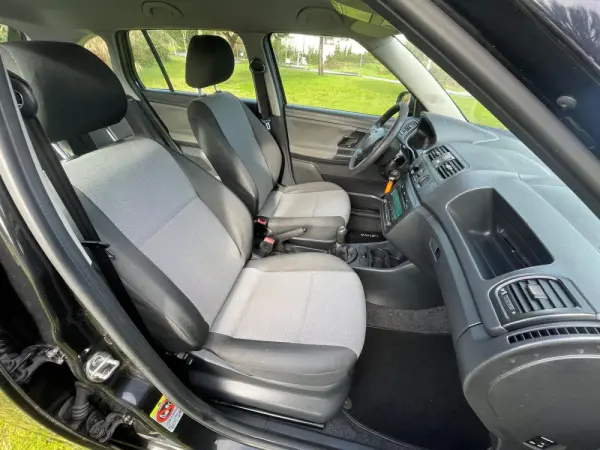 Skoda Fabia Break 1.2 TDi Family 13