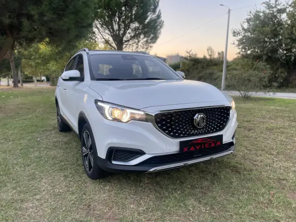 MG ZS Luxury 20