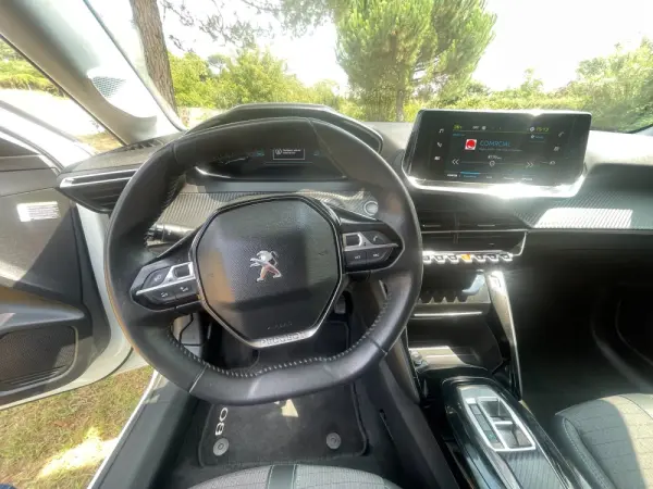 Peugeot e-208 50 kWh Allure Pack 28
