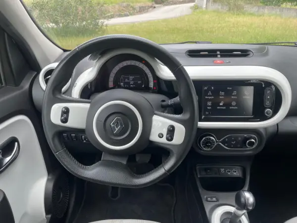 Renault Twingo E-Tech 27.5 kWh Evolution Autonomia Urbana 24