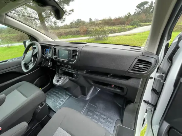 Citroën e-Jumpy Longa (75-kWh) 6