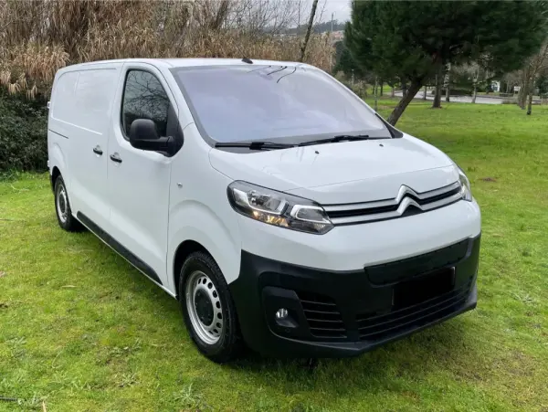 Citroën e-Jumpy Longa (75-kWh) 12