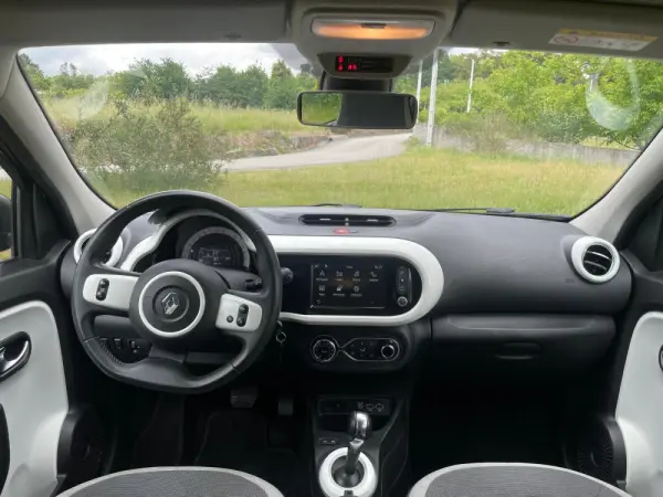 Renault Twingo E-Tech 27.5 kWh Evolution Autonomia Urbana 21