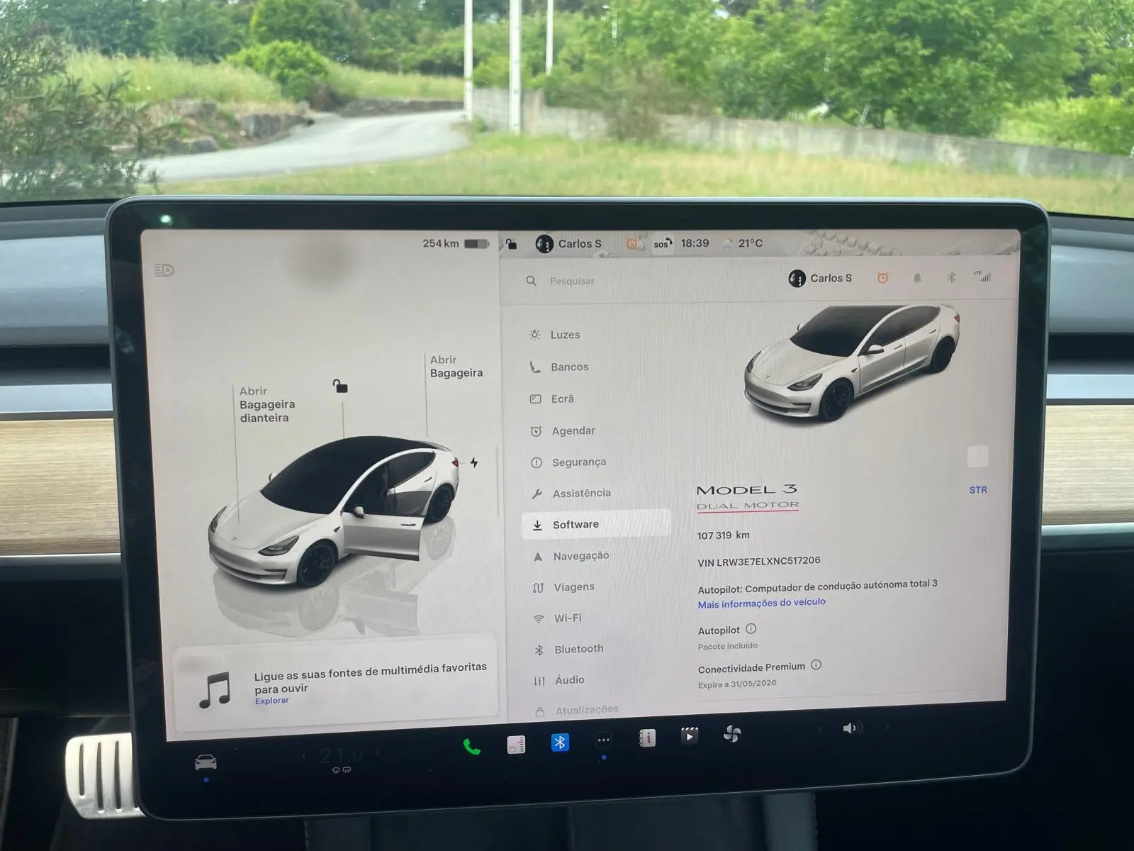 Tesla Model 3 Performance Dual Motor AWD 21