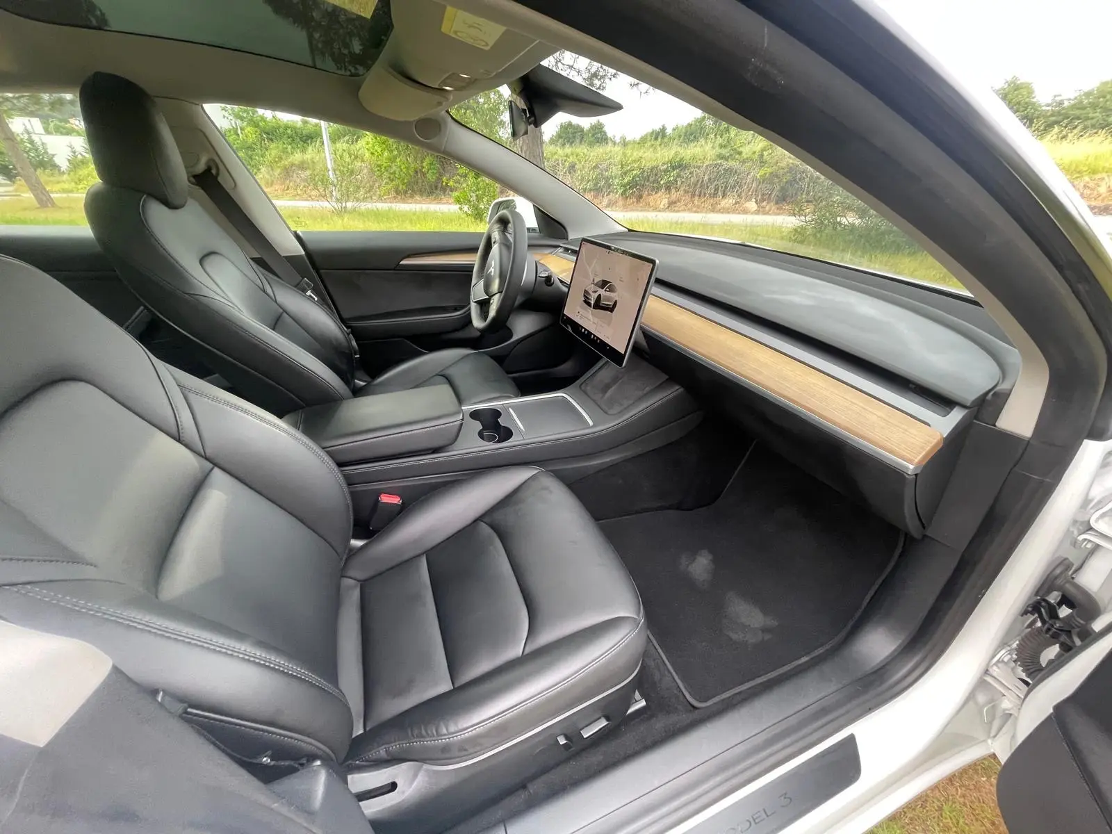 Tesla Model 3 Performance Dual Motor AWD 27