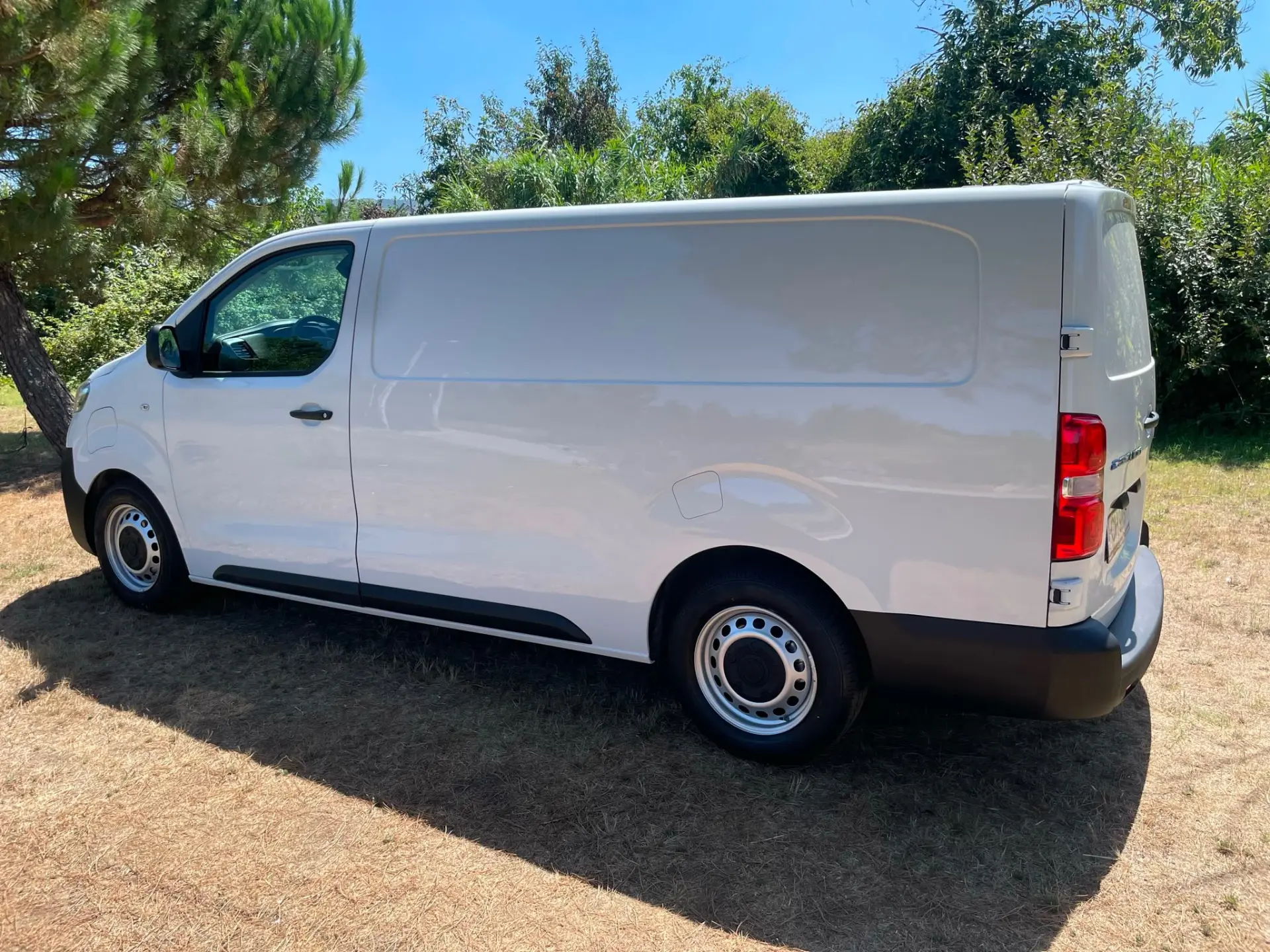 Fiat e-Scudo L3 (75-kWh) 40