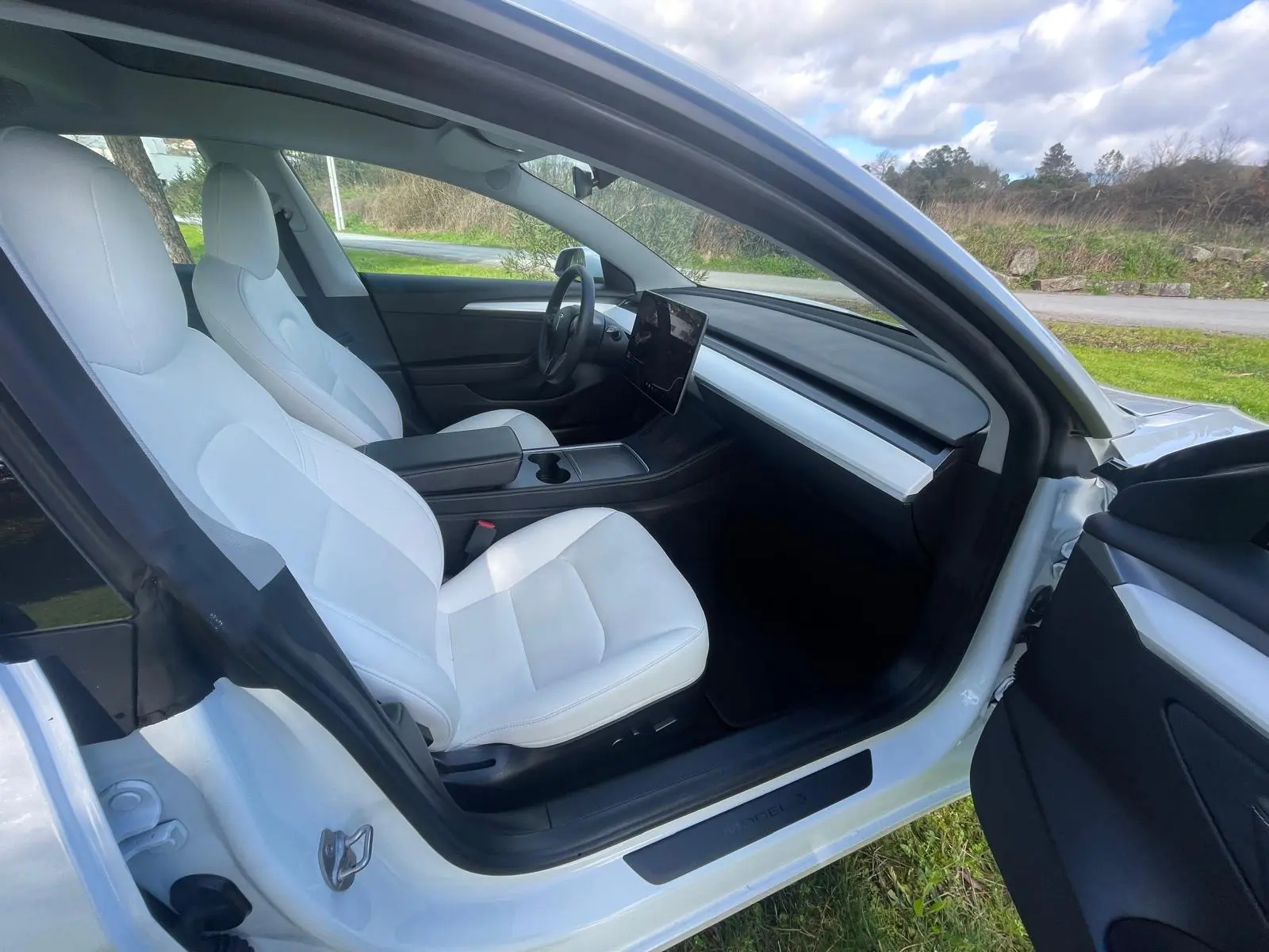 Tesla Model 3 Long Range AWD Dual Motor Performance 18