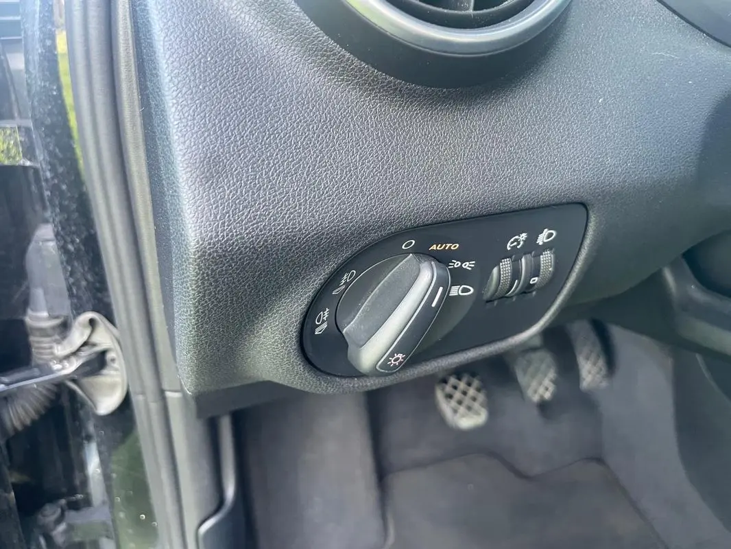 Audi A1 1.2 TFSI Advance 28