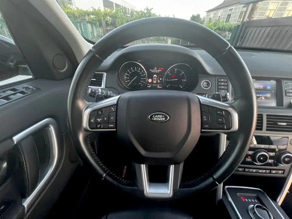 Land Rover Discovery Sport 2.0 TD4 HSE Auto 3