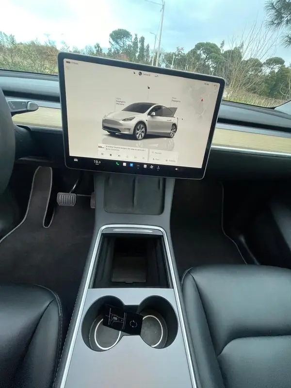 Tesla Model Y RWD 29