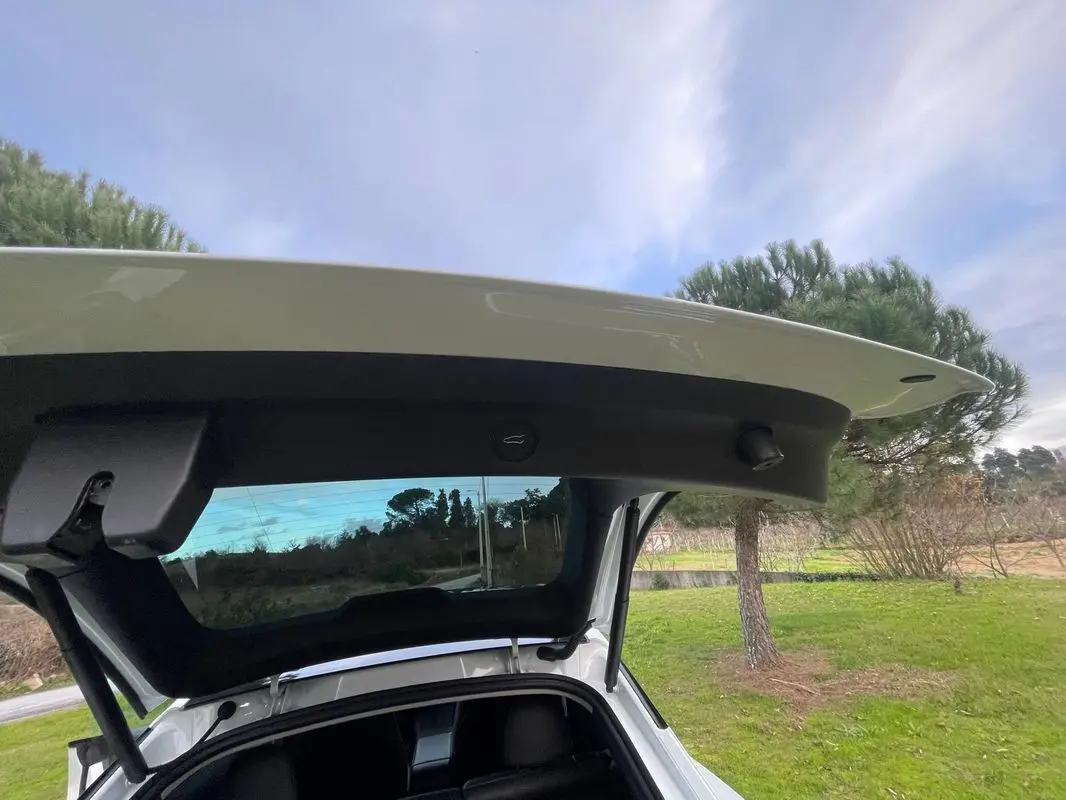 Tesla Model Y RWD 33