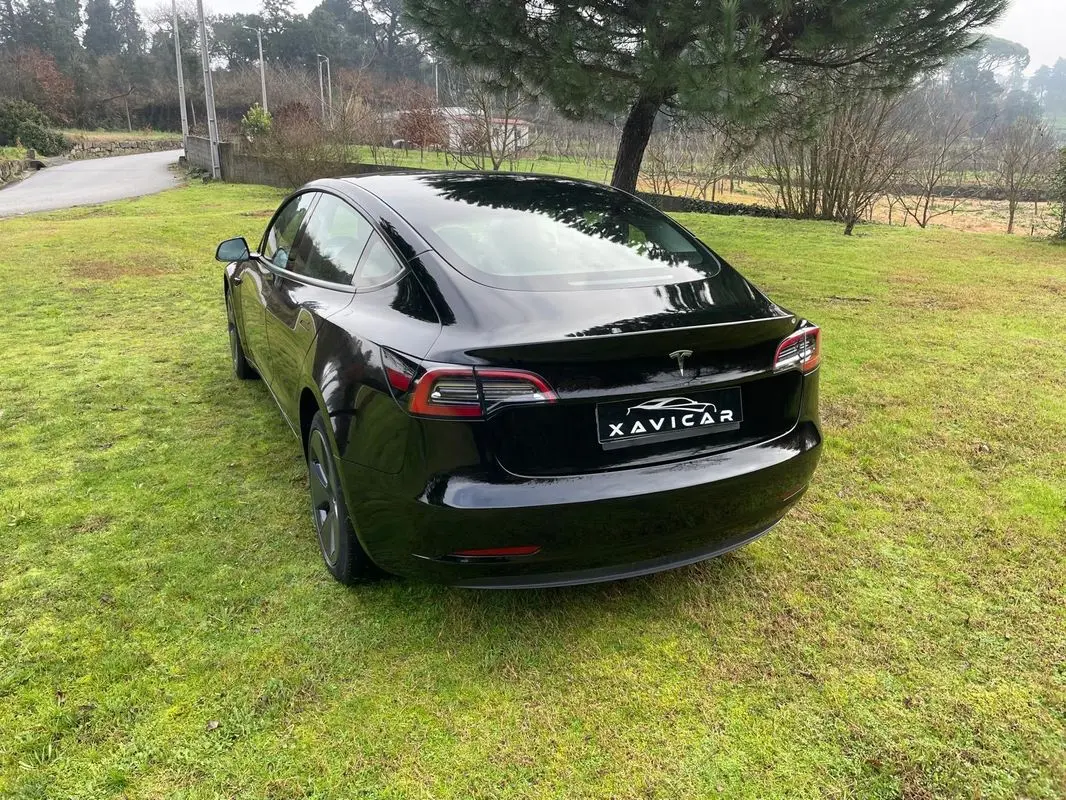 Tesla Model 3 Long Range Tração Traseira 34