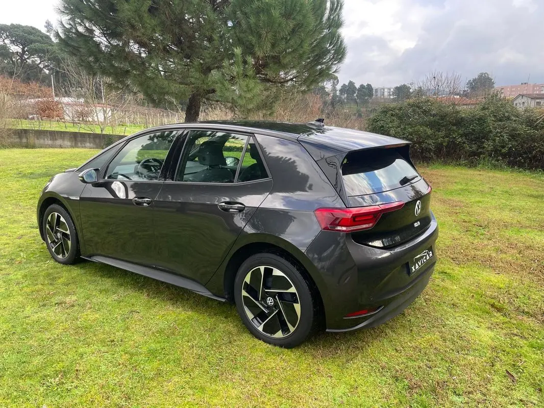 Volkswagen ID.3 Pro 4