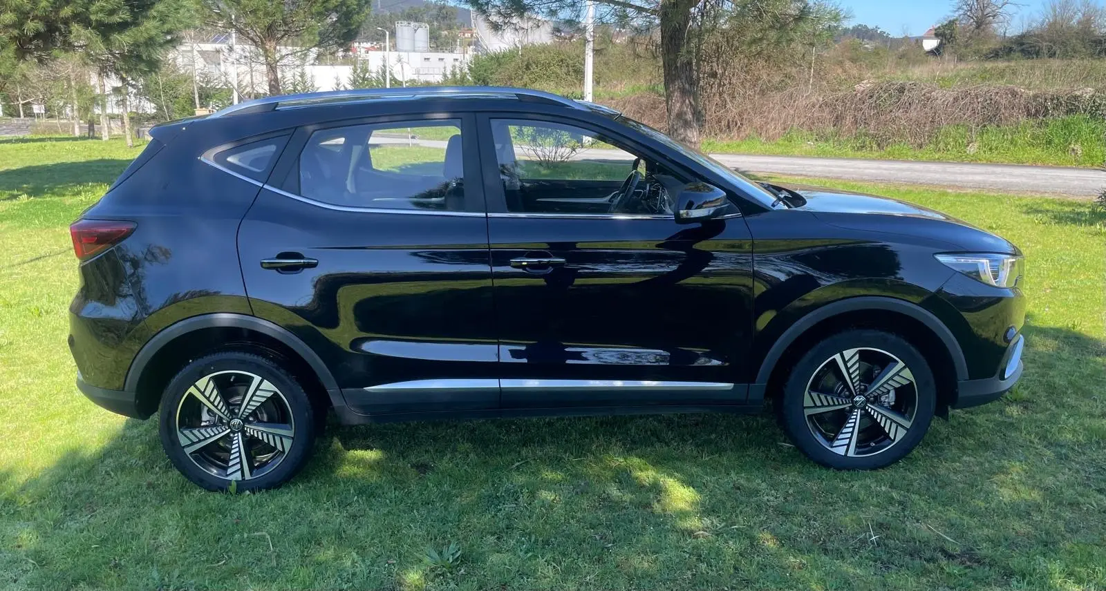 MG ZS Luxury 39