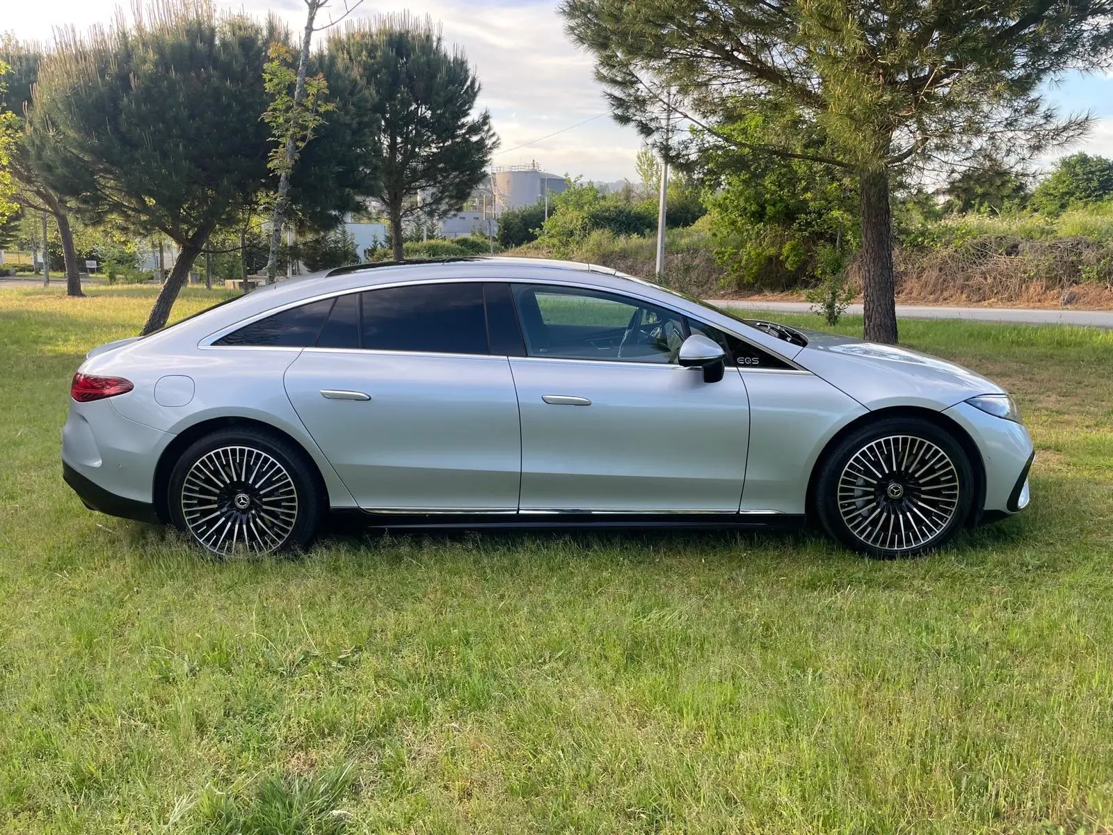 Mercedes-Benz EQS 450+ 12