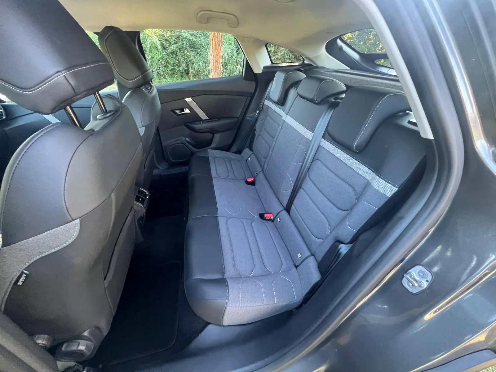 Citroen e-C4 136 PLUS 16