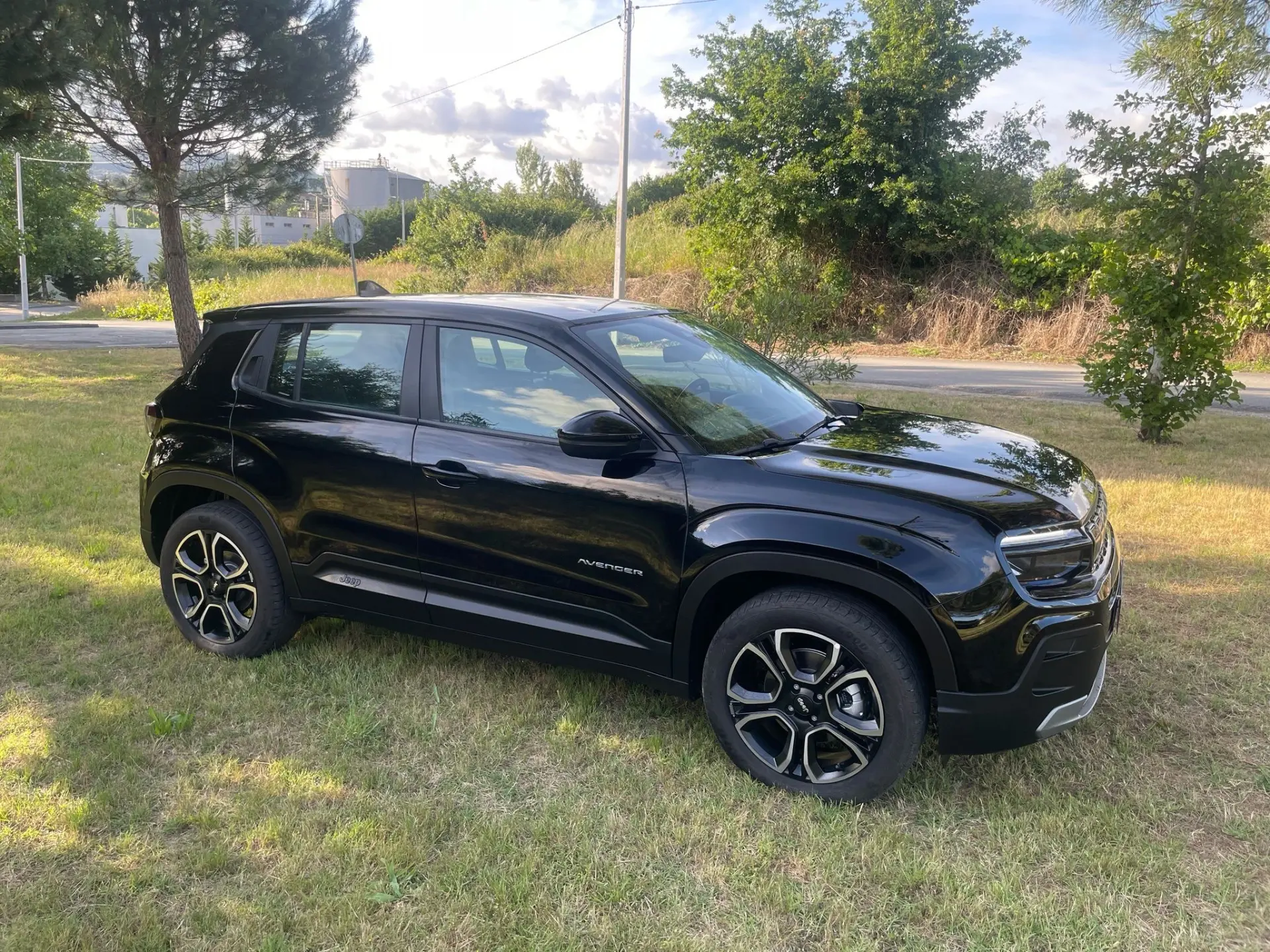 Jeep Avenger 9