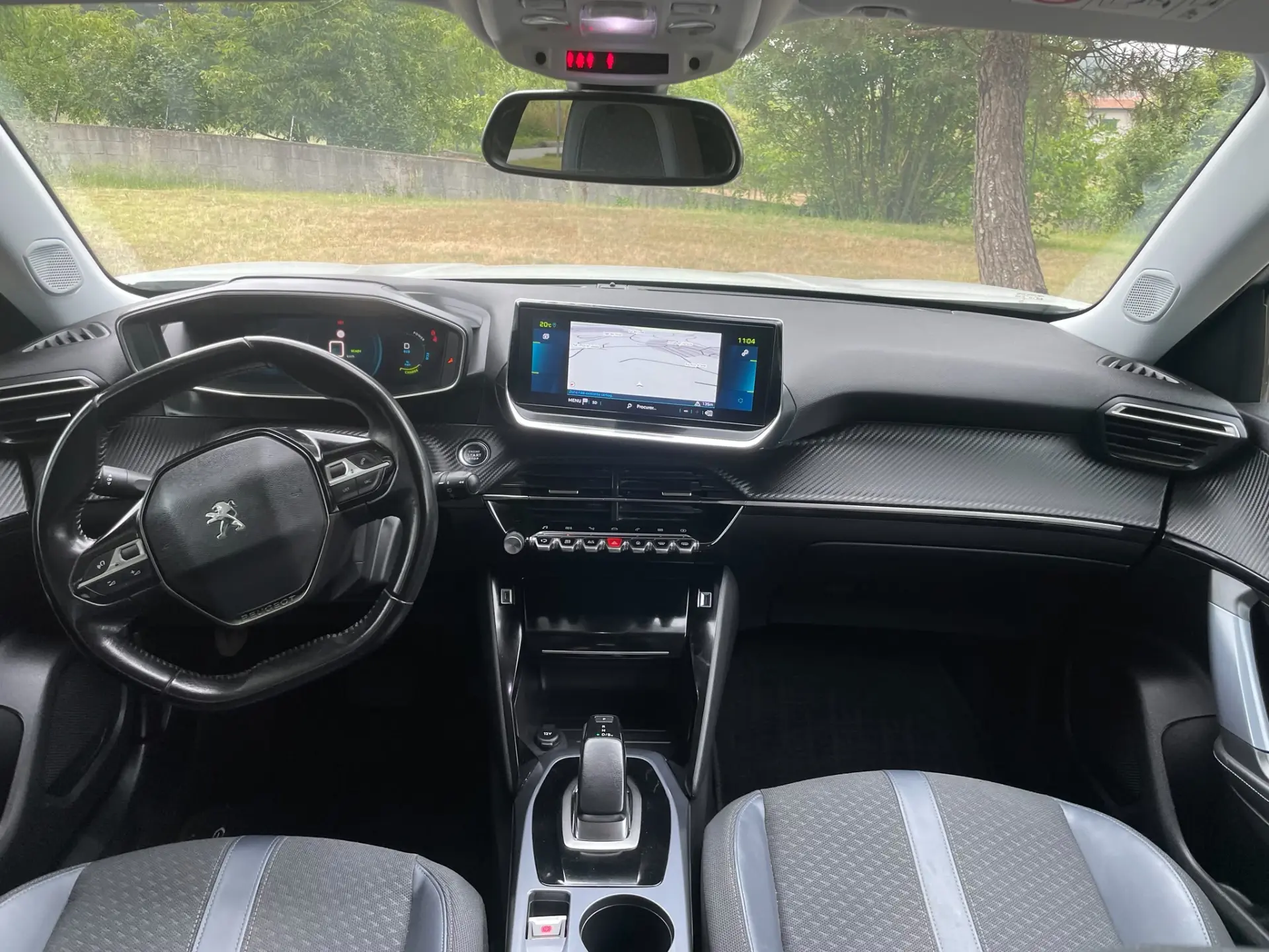 Peugeot e-2008 Allure 34