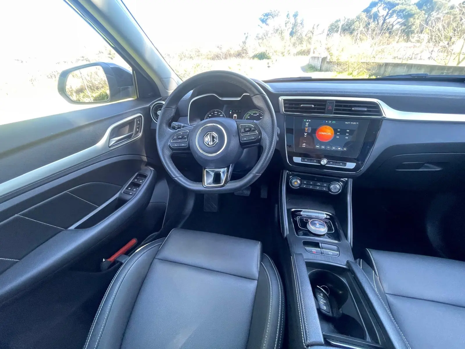 MG ZS Luxury 9