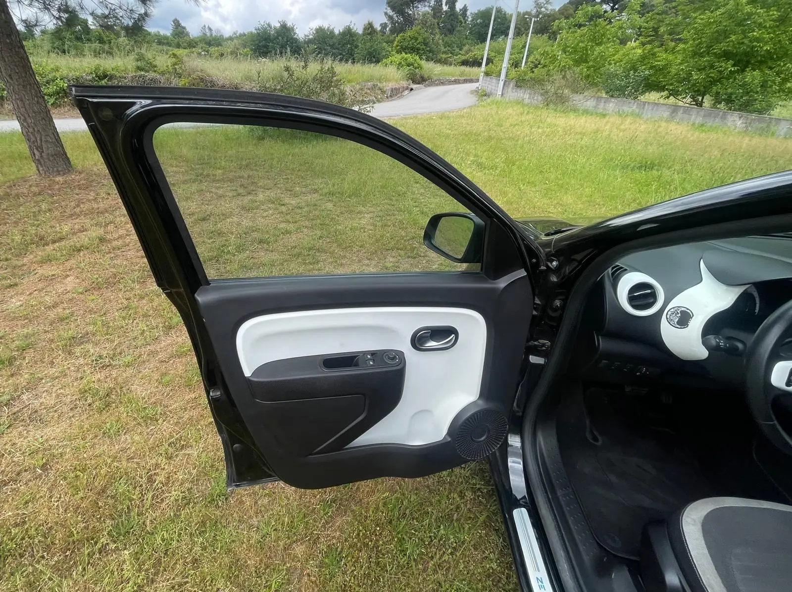 Renault Twingo E-Tech 27.5 kWh Evolution Autonomia Urbana 10
