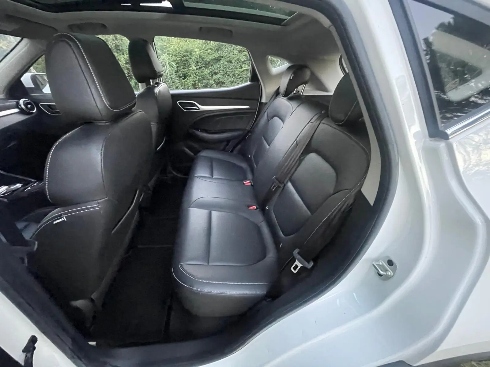 MG ZS Luxury 22