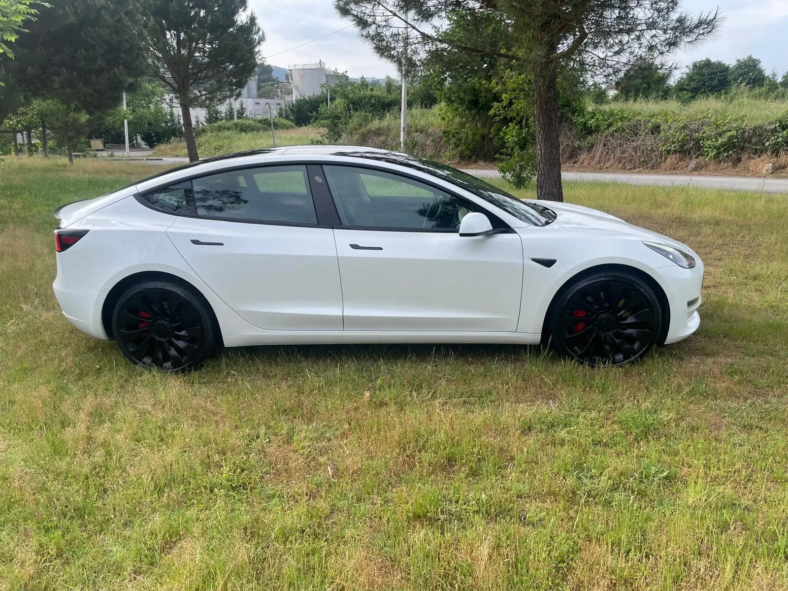Tesla Model 3 Performance Dual Motor AWD 11