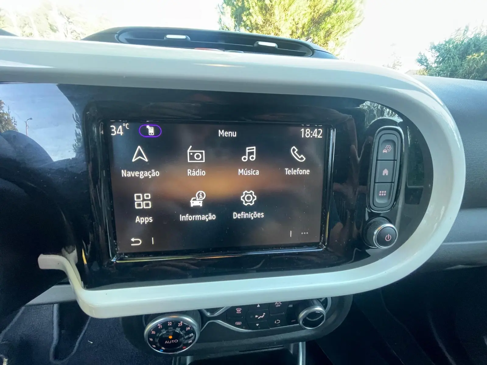 Renault Twingo E-Tech 27.5 kWh Techno Autonomia Urbana 13
