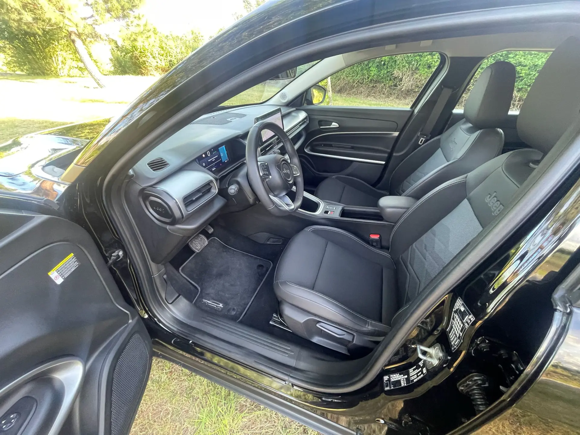 Jeep Avenger 11